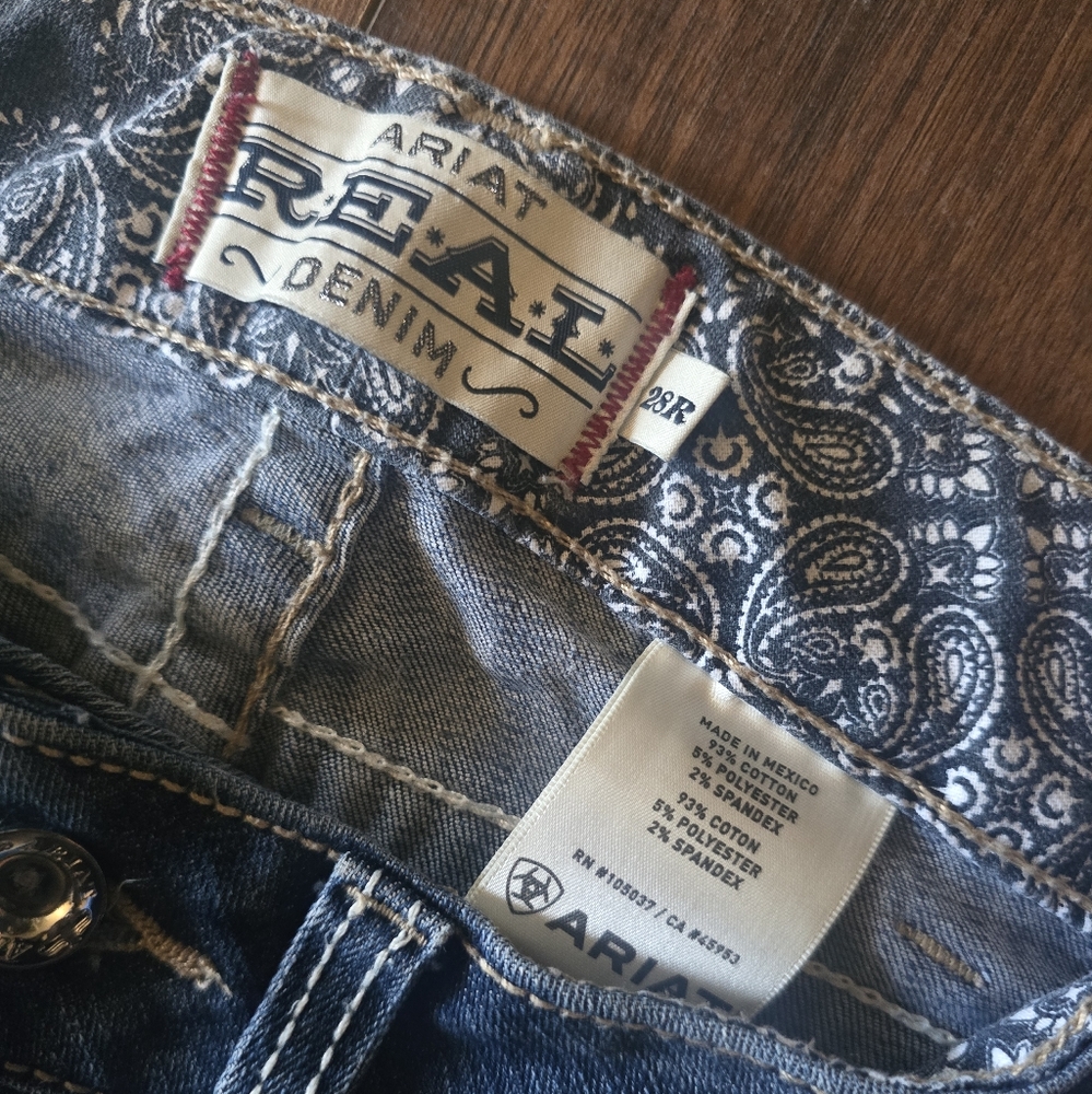 Ariat Capri Jeans - Picture 4 of 6